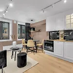 70 Degrees North City Apartments 아파트호텔 트롬쇠